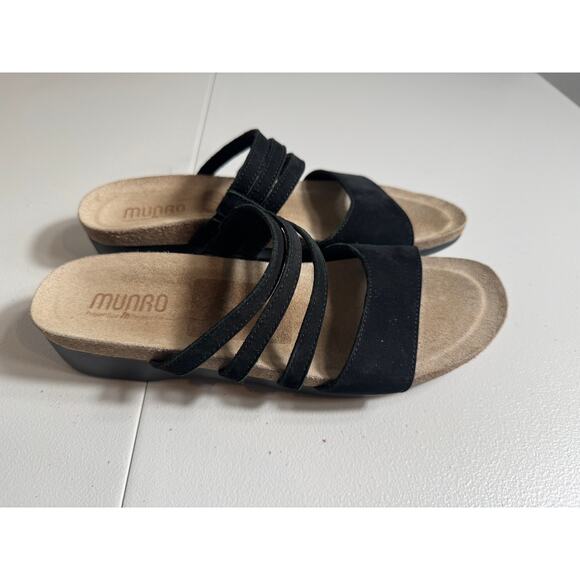 Munro Gamala women's sandals black suede strappy slide flat Sz 10.5 - Picture 3 of 8
